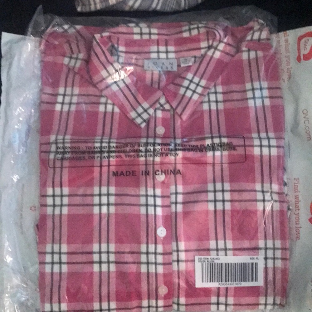 Women’s shirt